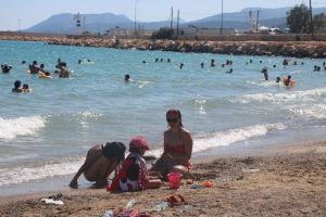 Turizmcilerin y&uuml;z&uuml; g&uuml;l&uuml;yor
