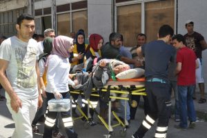 Bursa İneg&ouml;l'deki &uuml;&ccedil; ayrı kazada 17 kişi yaralandı