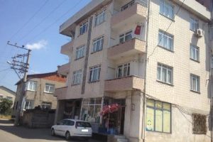 Pencereden atlayan &Ouml;zbek gen&ccedil; yaralandı