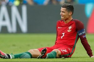 Ronaldo'nun 4-5 ay oynayamayabileceği &ouml;ne s&uuml;r&uuml;ld&uuml;