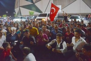 Modifiye otomobil tutkunları, Beyşehir'deki kavgayı protesto etti