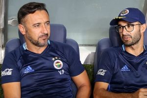 Pereira'dan Emenike'ye &ouml;vg&uuml;!