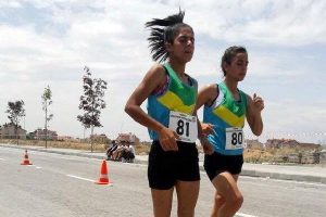 Kayapınar Belediyesporlu kadın atletler şampiyon oldu