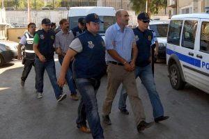 Fo&ccedil;a bombacılarına ceza yağdı