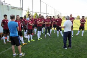 Alanyaspor hazırlıklarını s&uuml;rd&uuml;r&uuml;yor