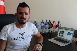 İlana mizah kattı, otomobilini daha pahalıya sattı