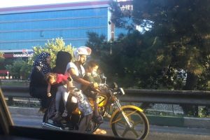 Bursa'da trafikte pes dedirten g&ouml;r&uuml;nt&uuml;...