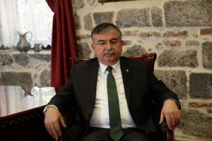 Ağustos'ta &ouml;ğretmen alımı olacak mı?