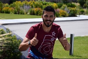 "Bu camiada kupa kaldırmak hayalim"
