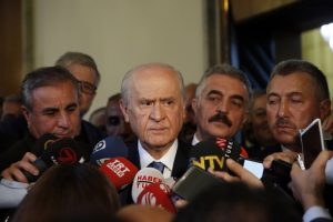 Bah&ccedil;eli'den ilk değerlendirme ve Avrupa'ya sert tepki