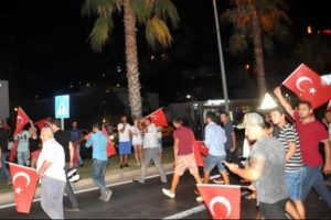 Bodrum'da da halk sokağa indi