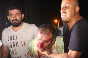 Kendini "sıkı y&ouml;netim komutan yardımcısı" ilan eden komutan g&ouml;zaltında