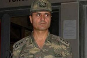 Bursa İl Jandarma Komutanı'nın &ccedil;antasında darbecilerin g&ouml;rev listesi bulundu!