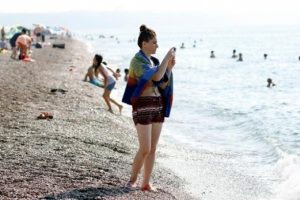 Darbe girişimi d&uuml;nyaca &uuml;nl&uuml; sahili vurdu