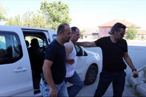 S&ouml;zde sıkı y&ouml;netim komutanı &ccedil;atışma sonrası yakalandı