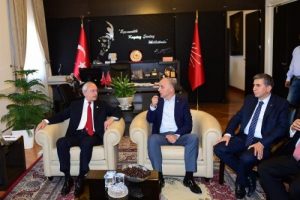 Kılı&ccedil;daroğlu'na Hisarcıklıoğlu başkanlığındaki sivil toplum &ouml;rg&uuml;tlerinden ziyaret