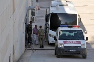 Elazığ'da Tuğgeneral &Uuml;nl&uuml; ile 1 asker ve 2 polis tutuklandı