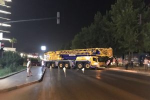 Darbe girişimine karşı Bursa'da vatandaşlardan vin&ccedil;li savunma