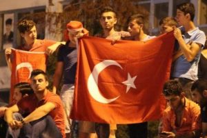 Samsun'da darbe şehitleri i&ccedil;in gıyabi cenaze namazı