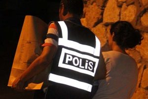 Hakim ve savcılar tek tek g&ouml;zaltına alınıyor