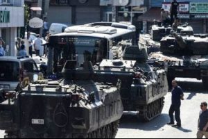 Sunday Times: T&uuml;rkler darbeyi ezdi