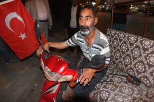 Engelli gen&ccedil;ten anlamlı davranış