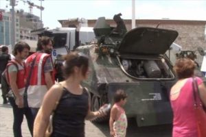 Taksim'deki son tank kaldırıldı