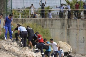 Balık avlamak i&ccedil;in girdiği nehirde boğuldu