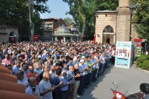 Bursa'da şehitler i&ccedil;in gıyabi cenaze namazı