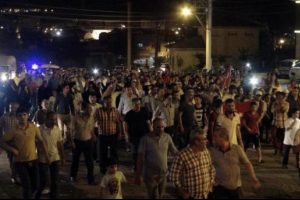 Cizre'de darbe girişimi protesto edildi