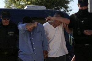 Yunanistan'a ka&ccedil;an darbeciler: Bizi G&uuml;ney Amerika'ya g&ouml;nderin!