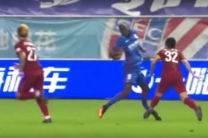 Demba Ba'nın ayağı b&ouml;yle kırıldı