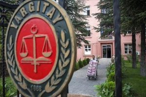 Y&uuml;ksek yargıda g&ouml;zaltı ve aramalar s&uuml;r&uuml;yor