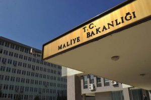 Maliye Bakanlığı'nda 1500 kişi g&ouml;revden alındı