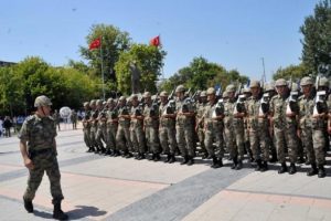 400 Hava Harp Okulu &ouml;ğrencisi, İstanbul'a TRT baskınına g&ouml;t&uuml;r&uuml;lm&uuml;ş