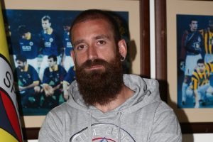 Meireles Fenerbah&ccedil;e'ye veda etti