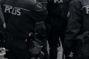 Şırnak'ta 125 polis a&ccedil;ığa alındı