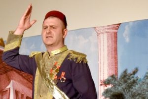 &Ouml;l&uuml;m Bursalı gen&ccedil; tiyatrocuyu sahnede yakaladı