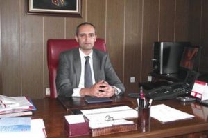 Kaymakam, g&ouml;revden alındığını sosyal paylaşım sitesinden duyurdu
