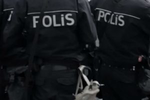 Burdur'da 82 polis g&ouml;revden alındı