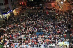 Ordu'da demokrasi n&ouml;beti s&uuml;r&uuml;yor