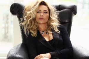 H&uuml;lya Avşar: Bu birliktelik beni h&uuml;ng&uuml;r h&uuml;ng&uuml;r ağlattı