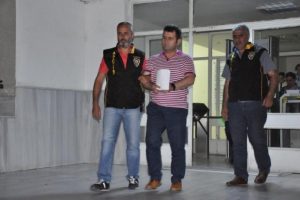 &Ccedil;orlu'da 6 hakim ve savcı tutuklandı