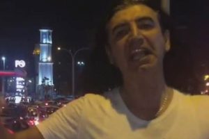 'Başkomutanımız &ccedil;ağırdı, sokağa koştum'