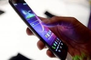 Eve d&ouml;n&uuml;n SMS'lerini kim attı?