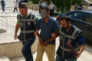 Sosyal medyadan darbeyi destekleyen şahsa g&ouml;zaltı