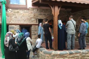 Somuncu Baba Evi ve Fırını'nda ziyaret&ccedil;i yoğunluğu