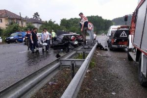 Zonguldak'ta kaza: 2 &ouml;l&uuml;