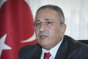 Maskeleri simdi d&uuml;şt&uuml;