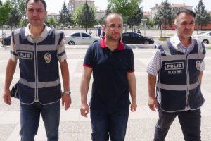 7 hakim ve savcı cezaevine g&ouml;nderildi
